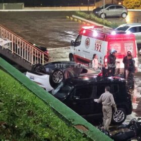 Carro com três estudantes cai de estacionamento de faculdade em Maringá Foto 13 Fotos de Carro com três estudantes cai de estacionamento de faculdade em Maringá