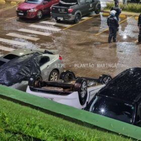 Carro com três estudantes cai de estacionamento de faculdade em Maringá Foto 6 Fotos de Carro com três estudantes cai de estacionamento de faculdade em Maringá