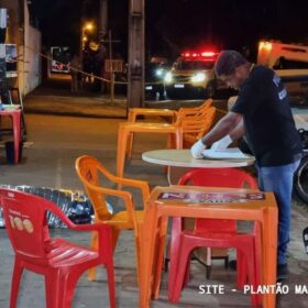Homem suspeito de furto morre ao cortar perna em balcão de vidro em Maringá Foto 17 Fotos de Homem suspeito de furto morre ao cortar perna em balcão de vidro em Maringá