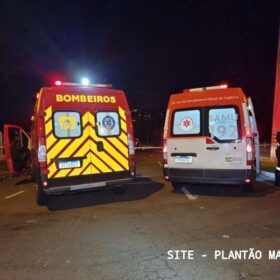Motorista capota carro após bater em poste de avenida em Maringá Foto 16 Fotos de Motorista capota carro após bater em poste de avenida em Maringá