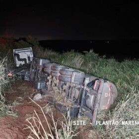 Motorista morre após bater carro de frente com carreta na Região de Maringá Foto 8 Fotos de Motorista morre após bater carro de frente com carreta na Região de Maringá