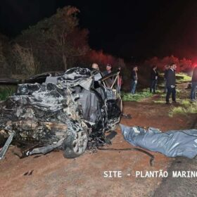 Motorista morre após bater carro de frente com carreta na Região de Maringá Foto 18 Fotos de Motorista morre após bater carro de frente com carreta na Região de Maringá
