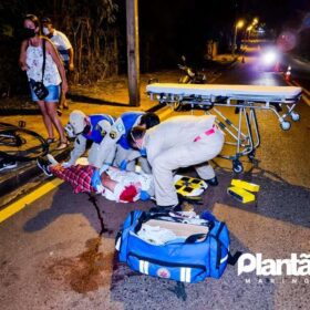 Motociclista na contramão é intubado após invadir preferencial e bater contra carro em Maringá Foto 8 Fotos de Motociclista na contramão é intubado após invadir preferencial e bater contra carro em Maringá