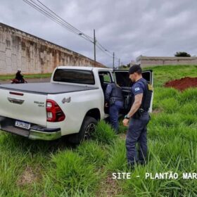 Perseguição termina em acidente e troca de tiros entre criminoso e agentes da Guarda Civil Municipal de Sarandi Foto 2 Fotos de Perseguição termina em acidente e troca de tiros entre criminoso e agentes da Guarda Civil Municipal de Sarandi