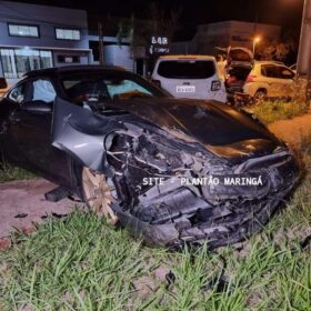 Porsche avaliado em mais de R$ 1 milhão é destruído após motorista bater em quatro carros estacionados em Maringá Foto 11 Fotos de Porsche avaliado em mais de R$ 1 milhão é destruído após motorista bater em quatro carros estacionados em Maringá