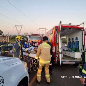 Preparador de goleiros é socorrido em estado grave após acidente em Maringá Foto 9 Fotos de Preparador de goleiros é socorrido em estado grave após acidente em Maringá