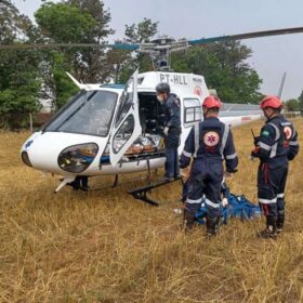 Trabalhador de 21 anos tem pé triturado por máquina de ração Foto 2 Fotos de Trabalhador de 21 anos tem pé triturado por máquina de ração