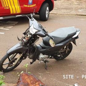 Vídeo mostra motorista na contramão, invadindo preferencial e causando grave acidente em Maringá Foto 3 Fotos de Vídeo mostra motorista na contramão, invadindo preferencial e causando grave acidente em Maringá