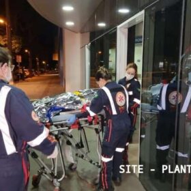 Dois jovens são baleados em lanchonete de Paiçandu Foto 3 Fotos de Dois jovens são baleados em lanchonete de Paiçandu