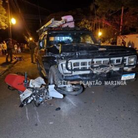 Durante fuga da Polícia Militar, motociclista avança preferencial e sofre grave acidente em Sarandi Foto 3 Fotos de Durante fuga da Polícia Militar, motociclista avança preferencial e sofre grave acidente em Sarandi