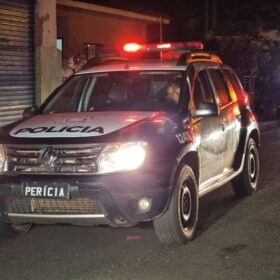 Homem de 33 anos é executado por homens encapuzados com 17 tiros em Sarandi Foto 4 Fotos de Homem de 33 anos é executado por homens encapuzados com 17 tiros em Sarandi
