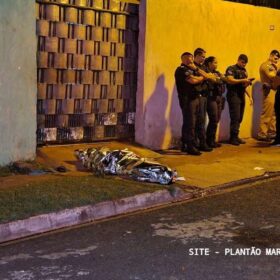 Jovem é chamado no portão da residência e executado com cinco tiros em Sarandi Foto 4 Fotos de Jovem é chamado no portão da residência e executado com cinco tiros em Sarandi