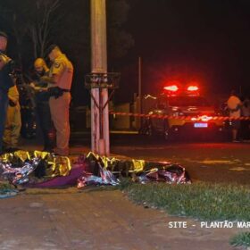 Jovem é chamado no portão da residência e executado com cinco tiros em Sarandi Foto 9 Fotos de Jovem é chamado no portão da residência e executado com cinco tiros em Sarandi