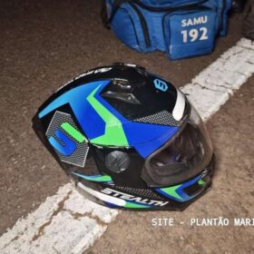 Motociclista despenca de uma altura de aproximadamente 5 metros e cai no Contorno Norte em Maringá Foto 1 Fotos de Motociclista despenca de uma altura de aproximadamente 5 metros e cai no Contorno Norte em Maringá