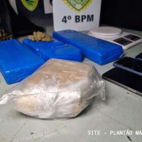 Polícia prende quadrilha e apreende várias armas em Maringá Foto 7 Fotos de Polícia prende quadrilha e apreende várias armas em Maringá