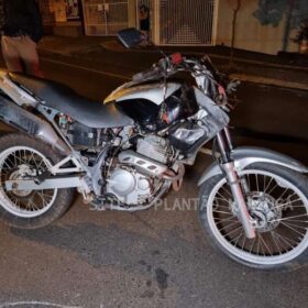 Vídeo mostra acidente que matou motoqueiro em Maringá Foto 7 Fotos de Vídeo mostra acidente que matou motoqueiro em Maringá