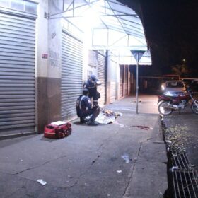 Atentado a tiros em bar deixa um morto e outro baleado nesta sexta-feira Foto 3 Fotos de Atentado a tiros em bar deixa um morto e outro baleado nesta sexta-feira