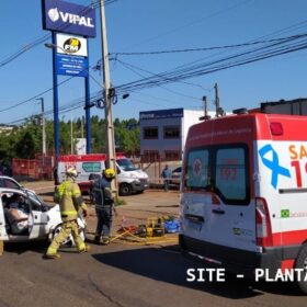 Caminhão faz conversão proibida e deixa 6 pessoas feridas em Maringá Foto 3 Fotos de Caminhão faz conversão proibida e deixa 6 pessoas feridas em Maringá