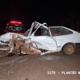 Colisão frontal entre dois carros deixa sete feridos após acidente entre Maringá e Iguaraçu Foto 11 Fotos de Colisão frontal entre dois carros deixa sete feridos após acidente entre Maringá e Iguaraçu