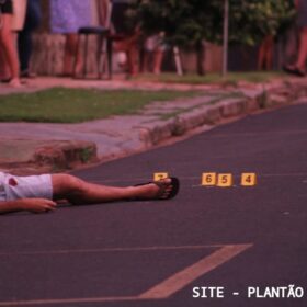 Homem de 30 anos é executado com 15 tiros em Maringá Foto 16 Fotos de Homem de 30 anos é executado com 15 tiros em Maringá