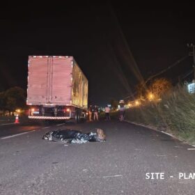 Idosa morre atropelada por caminhão em Sarandi Foto 4 Fotos de Idosa morre atropelada por caminhão em Sarandi