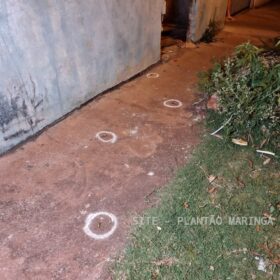 Jovem é morto a tiros após ser chamado no portão de residência em Sarandi Foto 11 Fotos de Jovem é morto a tiros após ser chamado no portão de residência em Sarandi