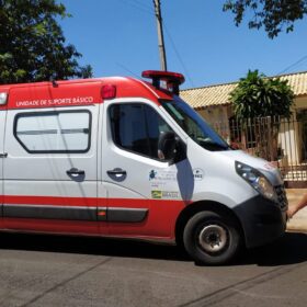 Motorista é reanimado pelo Samu, após acidente em Maringá Foto 5 Fotos de Motorista é reanimado pelo Samu, após acidente em Maringá