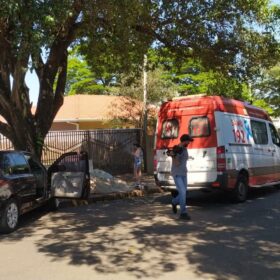 Motorista é reanimado pelo Samu, após acidente em Maringá Foto 6 Fotos de Motorista é reanimado pelo Samu, após acidente em Maringá