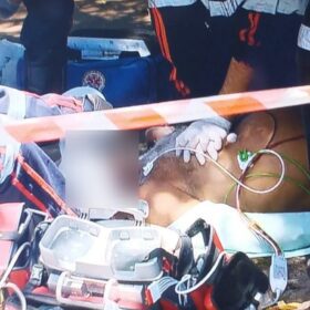 Motorista é reanimado pelo Samu, após acidente em Maringá Foto 8 Fotos de Motorista é reanimado pelo Samu, após acidente em Maringá