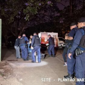 No dia dos finados, criminosos invadem cemitério de Maringá matam um e deixa outro gravemente ferido Foto 5 Fotos de No dia dos finados, criminosos invadem cemitério de Maringá matam um e deixa outro gravemente ferido