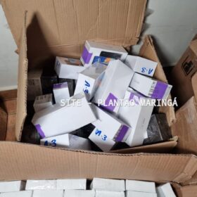 Polícia Militar apreende submetralhadora e carga de eletrônicos avaliada em mais de 5 milhões em Maringá Foto 11 Fotos de Polícia Militar apreende submetralhadora e carga de eletrônicos avaliada em mais de 5 milhões em Maringá
