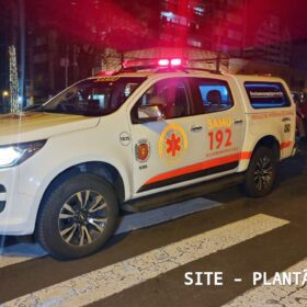 Tio e sobrinha de 13 anos ficam feridos em grave acidente na região central de Maringá Foto 2 Fotos de Tio e sobrinha de 13 anos ficam feridos em grave acidente na região central de Maringá