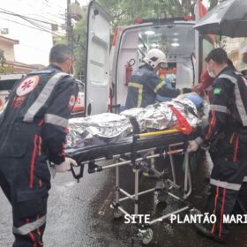Uma mulher morreu e três pessoas foram intubadas após incêndio em pensionato em Maringá Foto 14 Fotos de Uma mulher morreu e três pessoas foram intubadas após incêndio em pensionato em Maringá