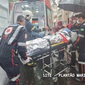 Uma mulher morreu e três pessoas foram intubadas após incêndio em pensionato em Maringá Foto 21 Fotos de Uma mulher morreu e três pessoas foram intubadas após incêndio em pensionato em Maringá