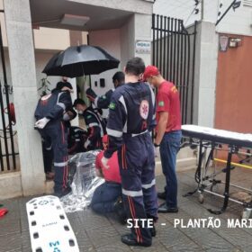 Uma mulher morreu e três pessoas foram intubadas após incêndio em pensionato em Maringá Foto 8 Fotos de Uma mulher morreu e três pessoas foram intubadas após incêndio em pensionato em Maringá