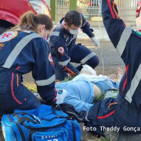 Mulher sofre ferimentos graves após carro avança preferencial em Maringá Foto 10 Fotos de Mulher sofre ferimentos graves após carro avança preferencial em Maringá