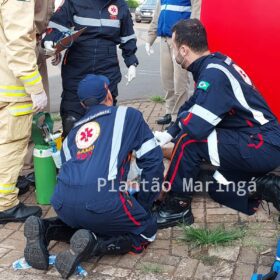 Carro arrasta moto por cerca de 30 metros após acidente e deixa açougueiro em estado grave em Sarandi Foto 6 Fotos de Carro arrasta moto por cerca de 30 metros após acidente e deixa açougueiro em estado grave em Sarandi