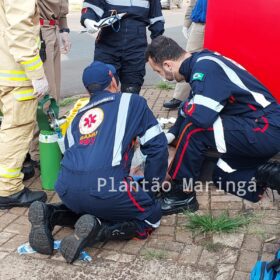 Carro arrasta moto por cerca de 30 metros após acidente e deixa açougueiro em estado grave em Sarandi Foto 10 Fotos de Carro arrasta moto por cerca de 30 metros após acidente e deixa açougueiro em estado grave em Sarandi