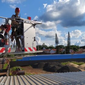 Fotos de Identificado instalador de painéis solares que morreu eletrocutado em Maringá