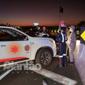 Fotos de Motociclista morre após cair no Contorno Norte e ser atropelado por carro em Maringá 
