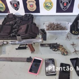 Fotos de Pai e filho são presos com duas submetralhadoras em Maringá