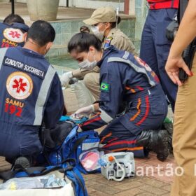 Trabalhador é esfaqueado e morto durante roubo de celular no centro de Maringá Foto 8 Fotos de Trabalhador é esfaqueado e morto durante roubo de celular no centro de Maringá