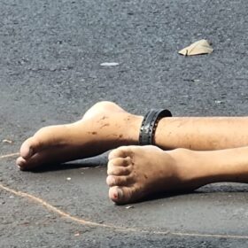 Câmera registra homem sendo executado com mais sete tiros em Sarandi Foto 15 Fotos de Câmera registra homem sendo executado com mais sete tiros em Sarandi