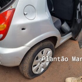 Carro com três pessoas é crivado de bala durante atentado a tiros em Sarandi Foto 7 Fotos de Carro com três pessoas é crivado de bala durante atentado a tiros em Sarandi