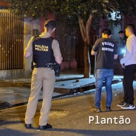 Homem que atirou e matou vizinho em Sarandi, se apresenta e fica preso Foto 17 Fotos de Homem que atirou e matou vizinho em Sarandi, se apresenta e fica preso