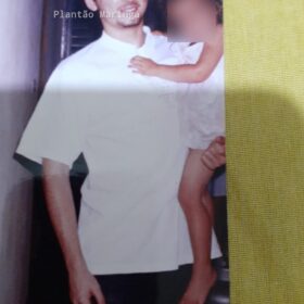 Homem que atirou e matou vizinho em Sarandi, se apresenta e fica preso Foto 15 Fotos de Homem que atirou e matou vizinho em Sarandi, se apresenta e fica preso