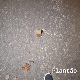 Homem que atirou e matou vizinho em Sarandi, se apresenta e fica preso Foto 4 Fotos de Homem que atirou e matou vizinho em Sarandi, se apresenta e fica preso