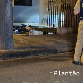 Homem que atirou e matou vizinho em Sarandi, se apresenta e fica preso Foto 3 Fotos de Homem que atirou e matou vizinho em Sarandi, se apresenta e fica preso