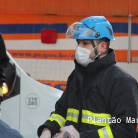 Homem é resgatado das ferragens após carro capotar entre Sarandi e Marialva Foto 4 Fotos de Homem é resgatado das ferragens após carro capotar entre Sarandi e Marialva