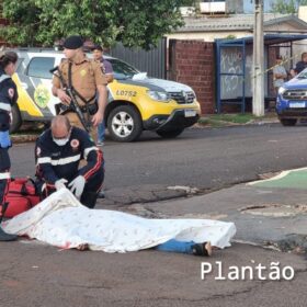 Jovem é executado após suposta emboscada em Sarandi; a moto da vítima desapareceu Foto 2 Fotos de Jovem é executado após suposta emboscada em Sarandi; a moto da vítima desapareceu